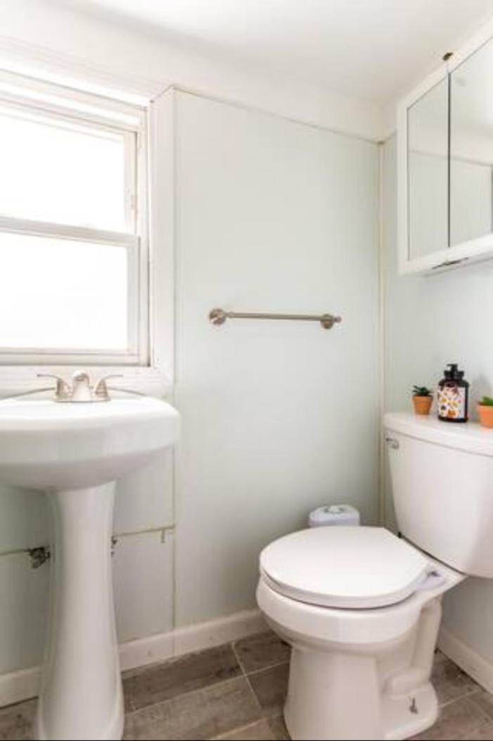 Room With A Private Shower New York Exterior photo